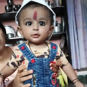 Meet your Posher, Komal